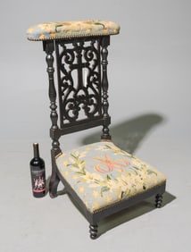 Napoleon III Style Needlepoint Kneeler / Prie Dieu