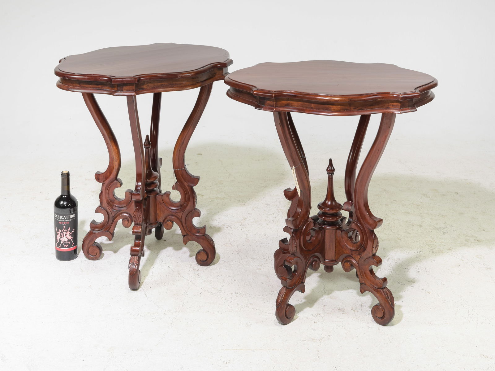 Victorian Style Pair of Mahogany Occasional Tables (1 of 5)