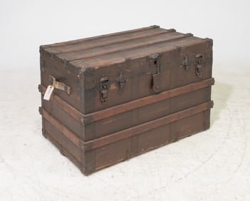 Antique Steamer / Carriage Trunk