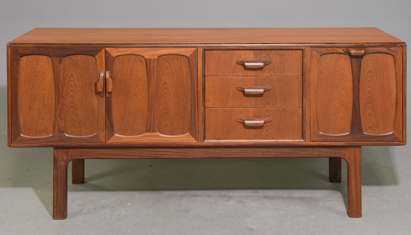 Mid Century Modern Credenza / Sideboard - Gplan: Danish Modern Style Teak Credenza / Sideboard with Folded Handles by British Furniture Maker G-Plan - 31.5 in tall x 68.5 x 19