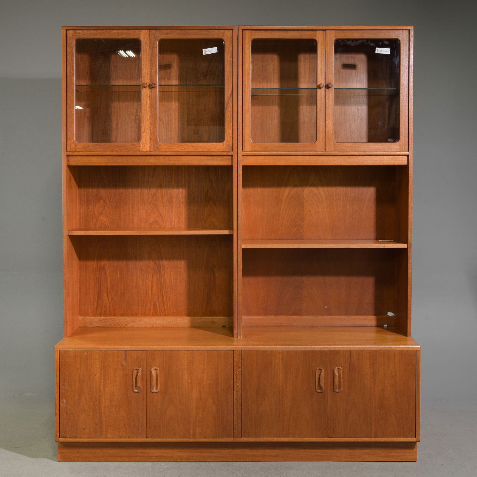 Mid Century Cocktail Cabinet / Wall Unit - Gplan #2 (1 of 7)