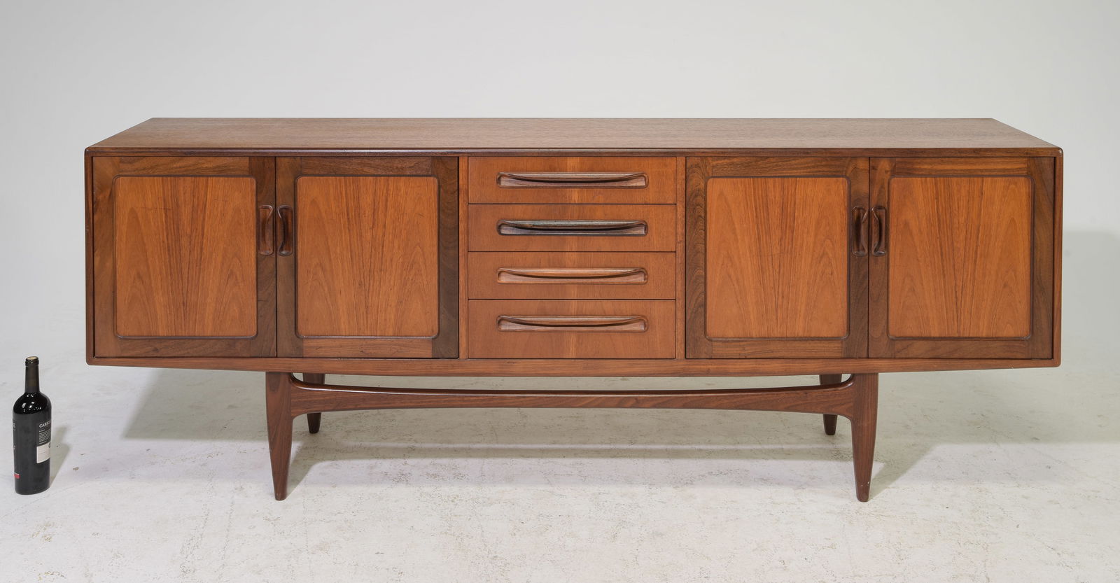 Mid Century Large "Fresco" Sideboard - G-Plan #2: This Danish Modern Style Teak Credenza is made by Mid Century Modern Furniture Maker G Plan ( GPlan ) & is part of their "Fresco" Range. - 31.5 in tall x 84.5 x 18.5