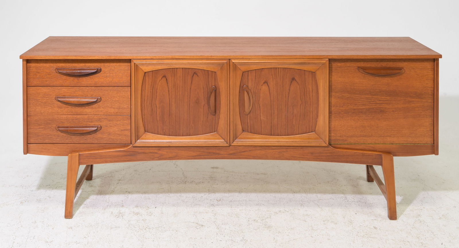 Mid Century Modern Sideboard - Stateroom: Danish Modern Style Sideboard / Credenza by Stateroom - 28.25 in tall x 71.5 x 17