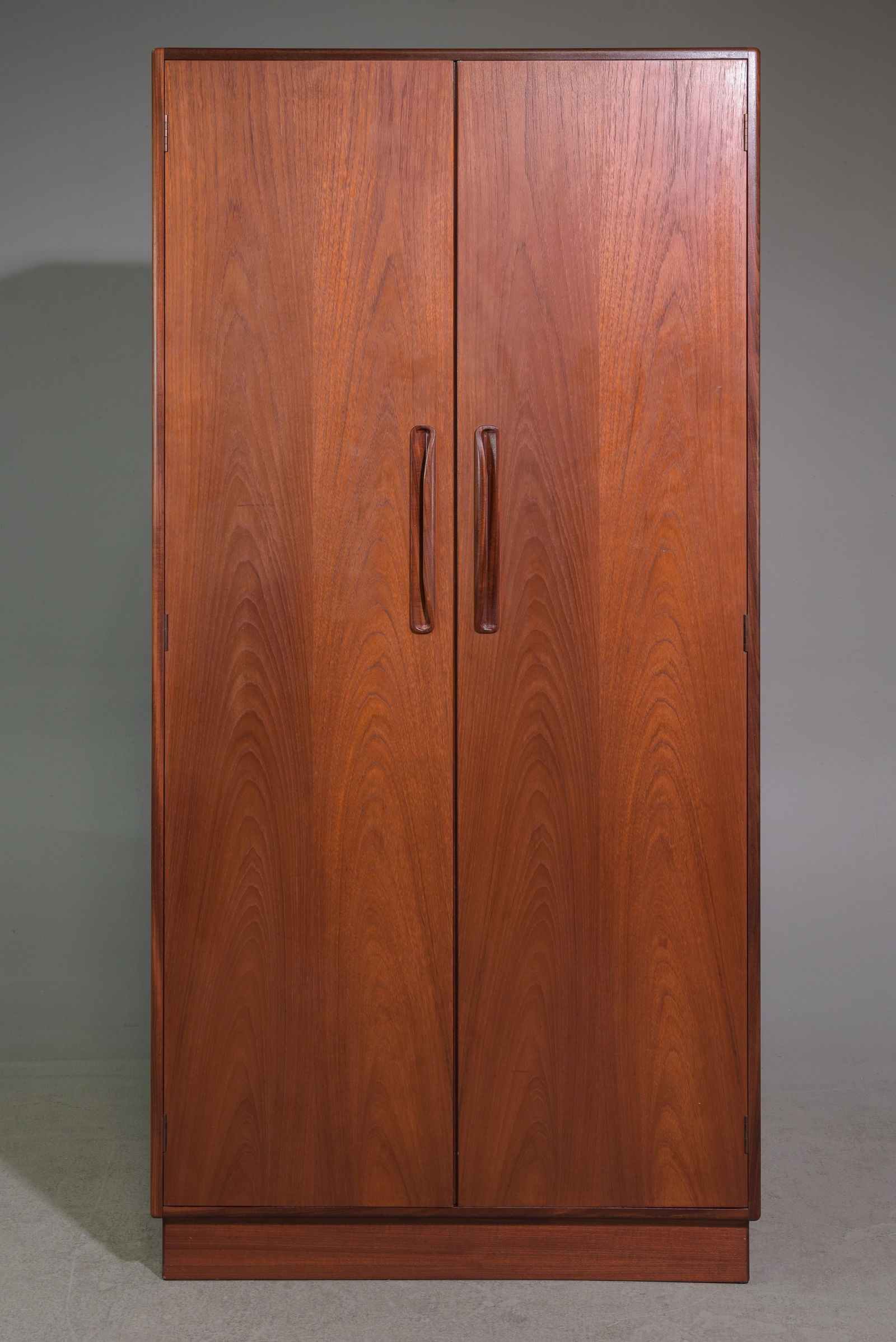 Mid Century Modern Teak Robe by Gplan #2 (1 of 7)