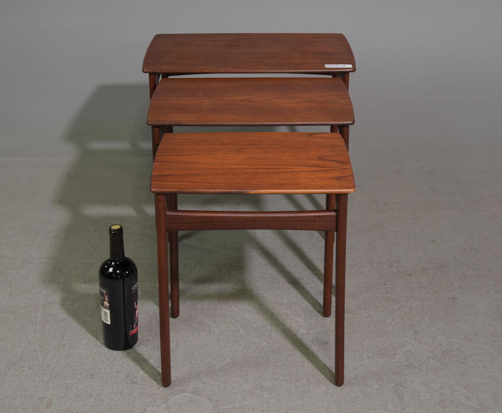 Mid Century Modern Nest of 3 Tables #2 (1 of 5)