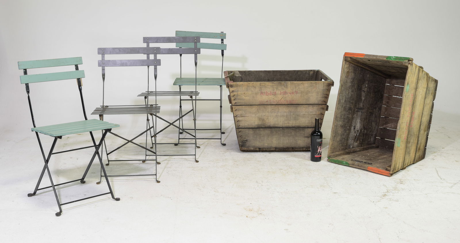 4 Wood & Metal Folding Chairs & 2 Champagne Baskets (1 of 5)