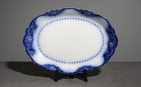 Alfred Meakin Flo Blue & White Oval Platter