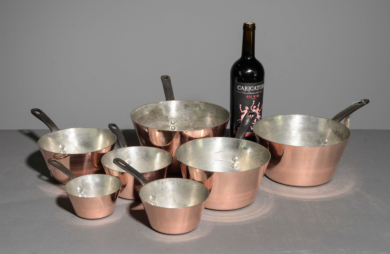Polished Copper Set of 7 Shaped Sauce Pans (1 of 3)