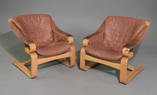 2 Danish Modern Leather Lounge Chairs - Svend Skipper: 2 Danish Mid Century Modern Leather Lounge Chairs by Svend Skipper - 31 in tall x 30 x 31 each with a seat height of 13.5 inches