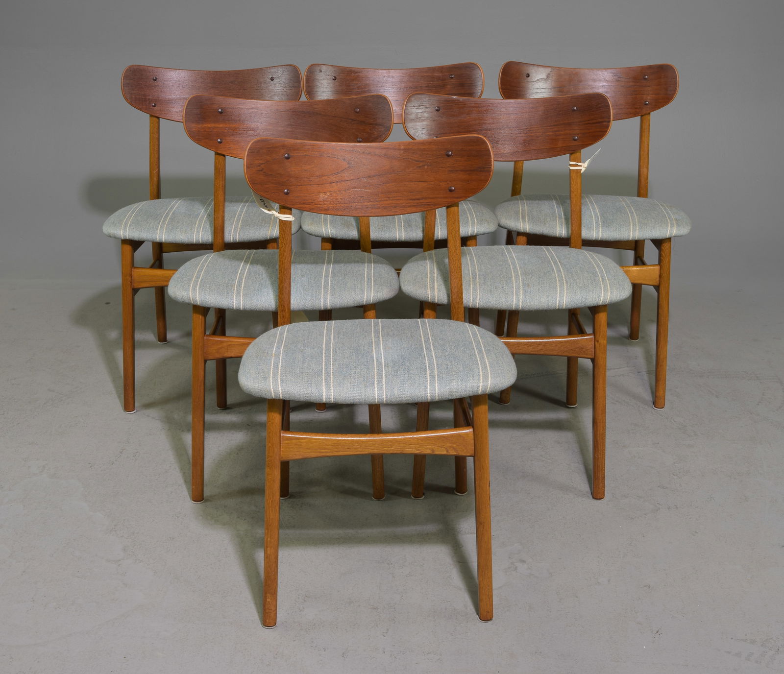 Danish Modern Set of 6 Dining Chairs (1 of 4)