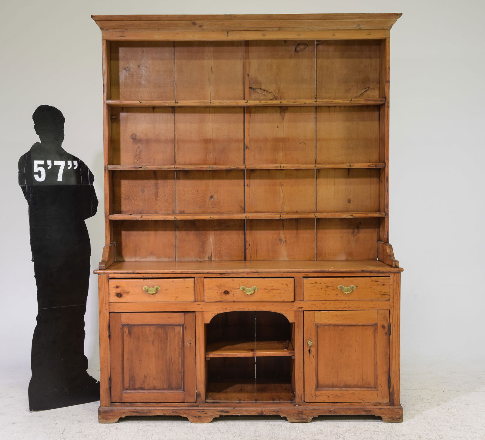 English Victorian Pine Plate Rack Dresser (1 of 7)