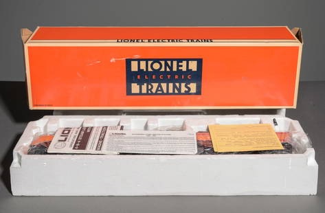 Southern Pacific 4-8-4 Locomotive and Tender: Southern Pacific GS-2 Daylight 4-8-4 Locomotive and Tender Model No 6-18007. Engine features: die-cast metal construction, operating headlight, new die-cast boiler front, side skirts running from