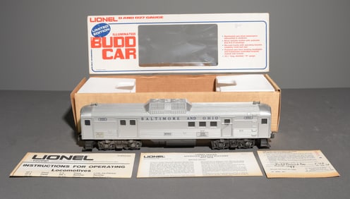 Lionel Illuminated Budd Car - O and O27 Gauge