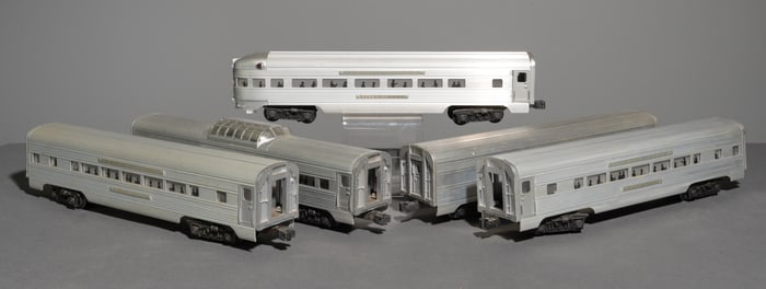5pc Passenger / Boxcar Vintage Lionel Silver Tain
