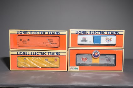 4 Lionel Train Cars in Original Boxes