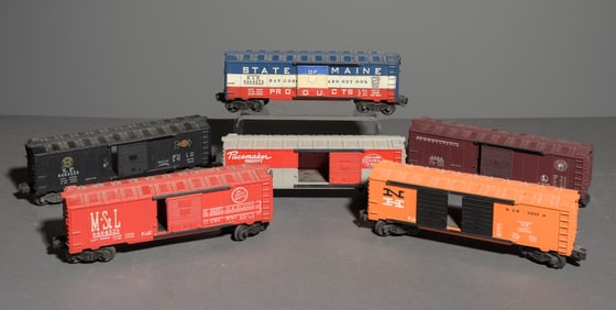 6 Lionel Train Boxcars