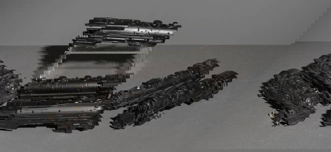 7 Lionel Train Engines / Cabooses: 7 Lionel Train Engines / Cabooses - This lot consists of and Engine / Caboose Body No. 2035, an Engine / Caboose Body No. 2026, two plastic Engine / Caboose Bodies No. 246, an Engine / Caboose Body No