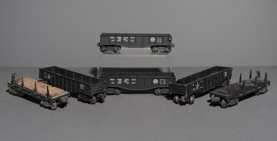 6pcs Lionel Hopper Cars & Log Freight Cars