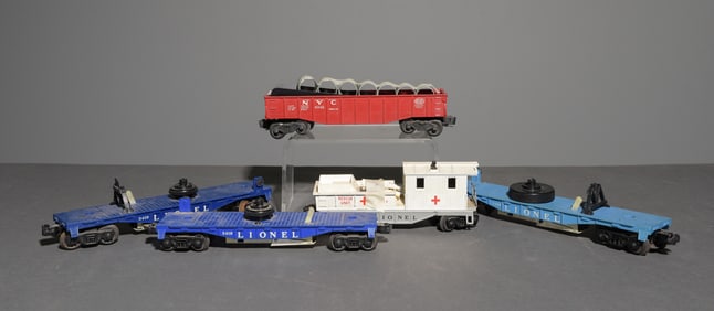 5pcs - Lionel Hopper, Flat Freight Cars, Etc.