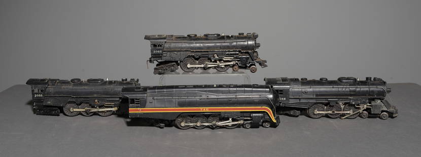 4pcs - Lionel Heavy Cast Metal Engines / Locomotives: 4pcs - Lionel Heavy Cast Metal Engines / Locomotives - Numbers on these are 2046, 2055, 2065 and 746 - This lot fits in a box flat that measures 2.25 in tall x 16.25 x 12.25