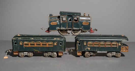 3pc Lionel 50 Prewar Locomotive & Passenger Cars
