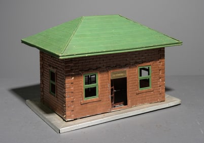 Vintage Lionel 121 City Train Station