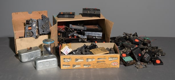 Vintage Model Railway Track Accessories #8