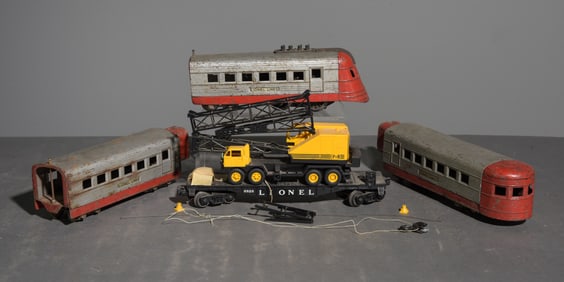 Lionel Locomotive and Rail Cars