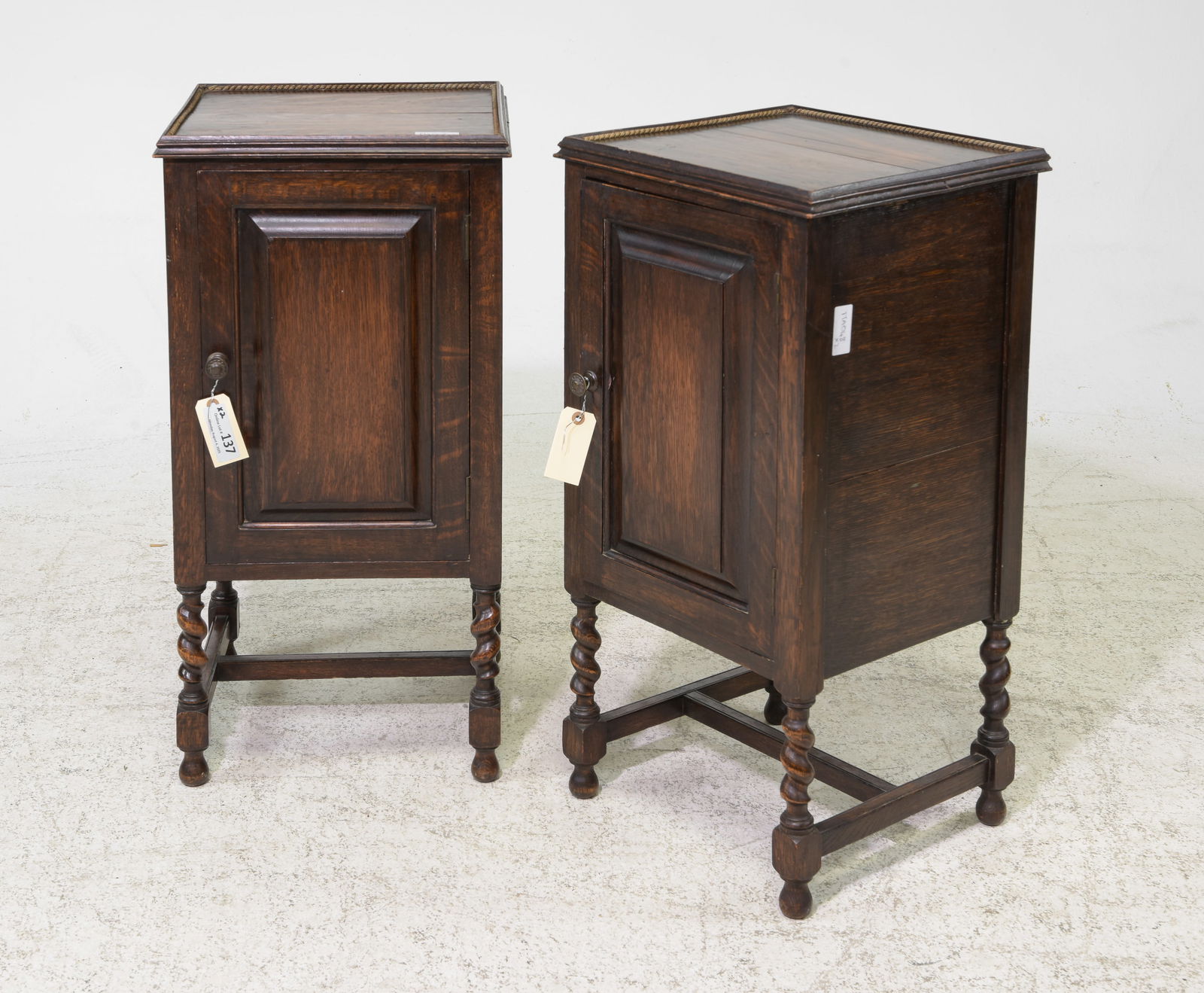2 British Barley Twist Oak Nightstands / Side Cabinets (1 of 3)