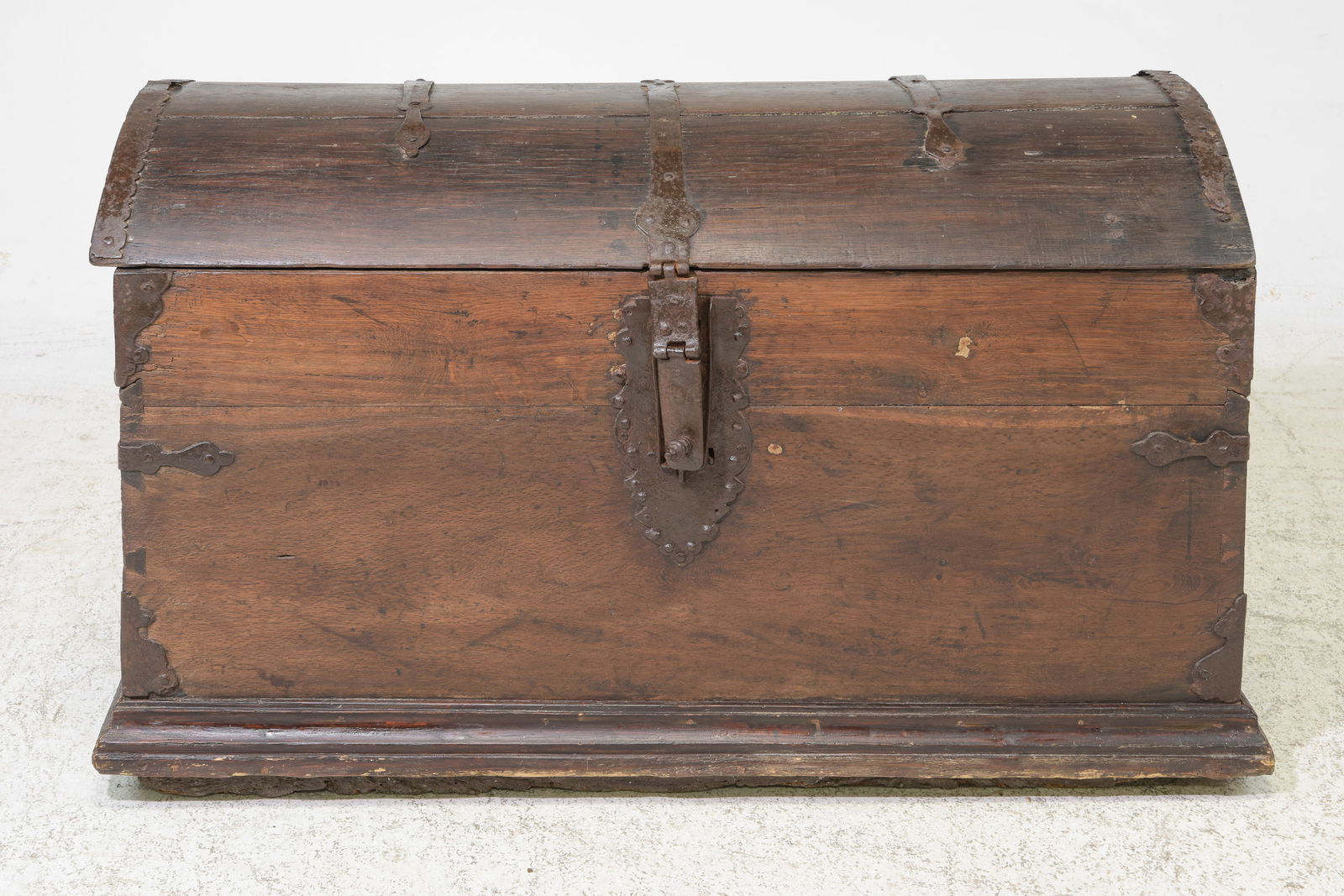 French Rustic Oak Dome Top Coffer / Trunk (1 of 5)