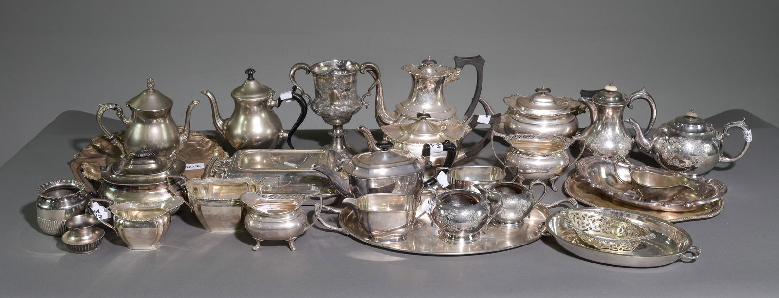 29pcs Assorted English Silverplate - Tea Pots, Etc. (1 of 10)