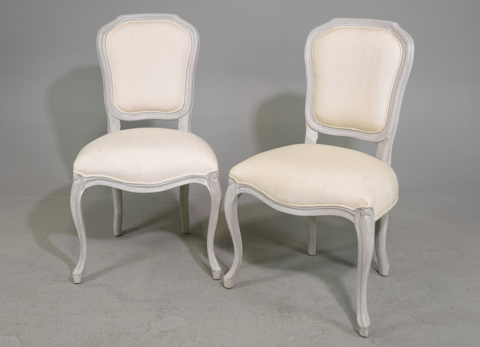 Pair of Painted Dining / Occasional Chairs: Pair of Painted Dining / Occasional Chairs - 39.5 in tall x 22 x 20 each with a seat height of 19 inches