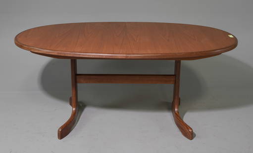Oval Mid Century Teak Dining Table By G-Plan: This Danish Modern Style Teak Dining Table includes a pop-out butterfly style leaf & is made by Mid Century Modern Furniture Maker G Plan ( GPlan ), part of their fresco range. - 28.5 in tall x 64.5 x