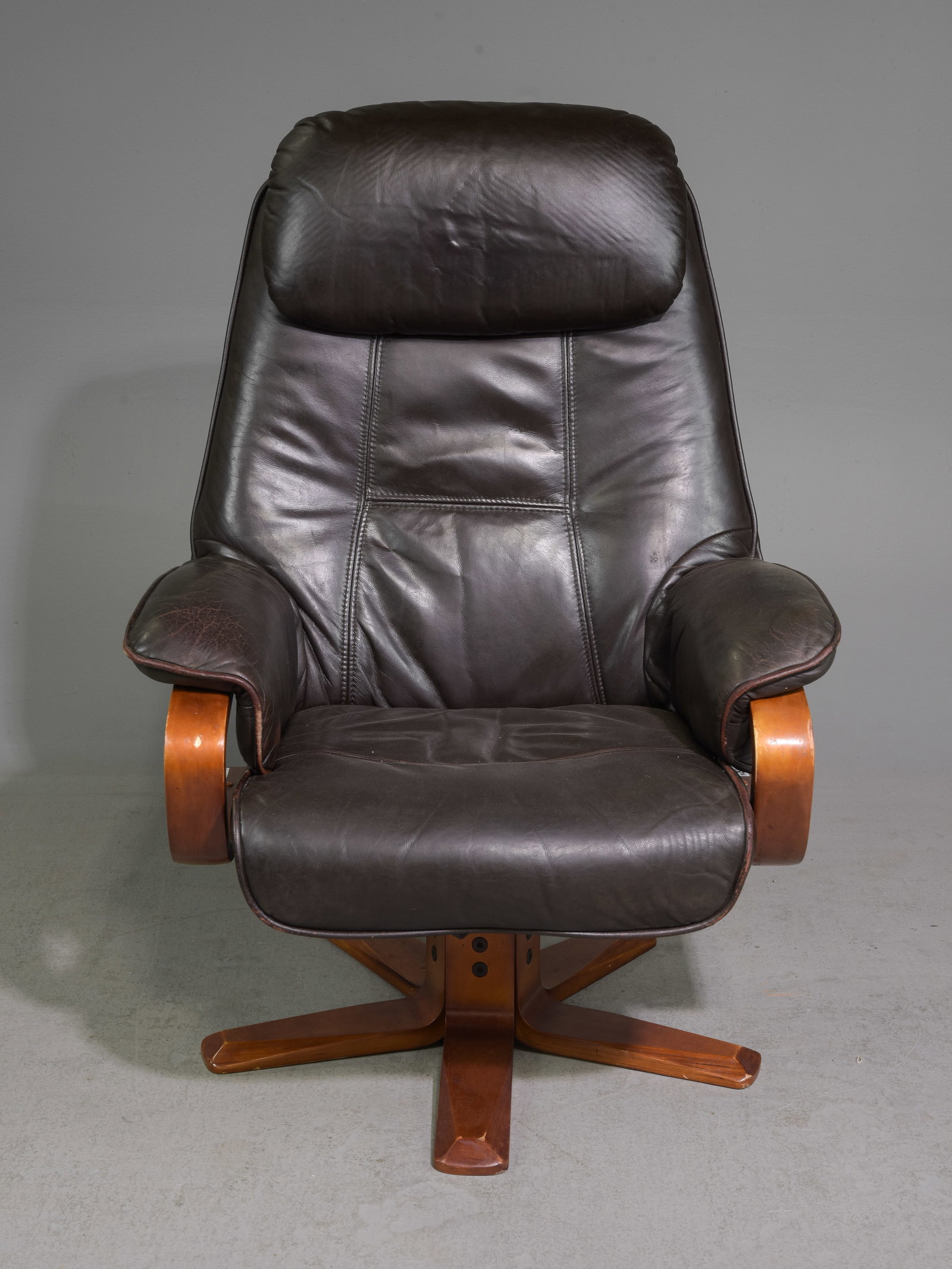 Mid Century Modern Leather Lounge Chair: Danish Modern Style Leather Lounge Chair - 43 in tall x 30 x 28 with a seat height of 16 inches