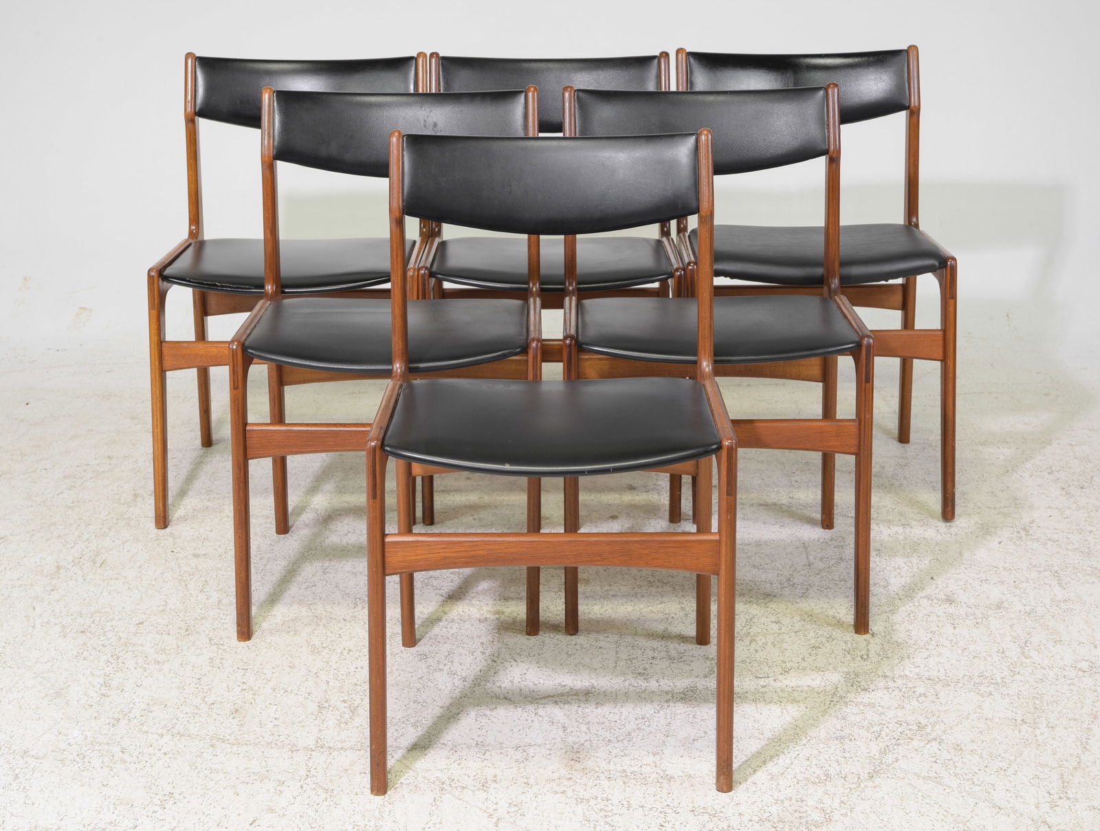 Mid Century Modern Set of 6 Dining Chairs (1 of 4)