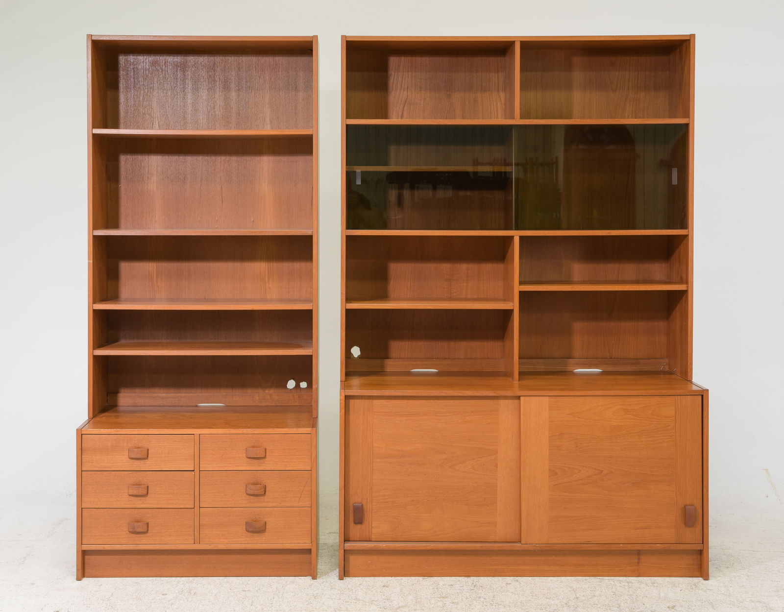 Mid Century Modern Cocktail Cabinet / Wall Unit (1 of 9)