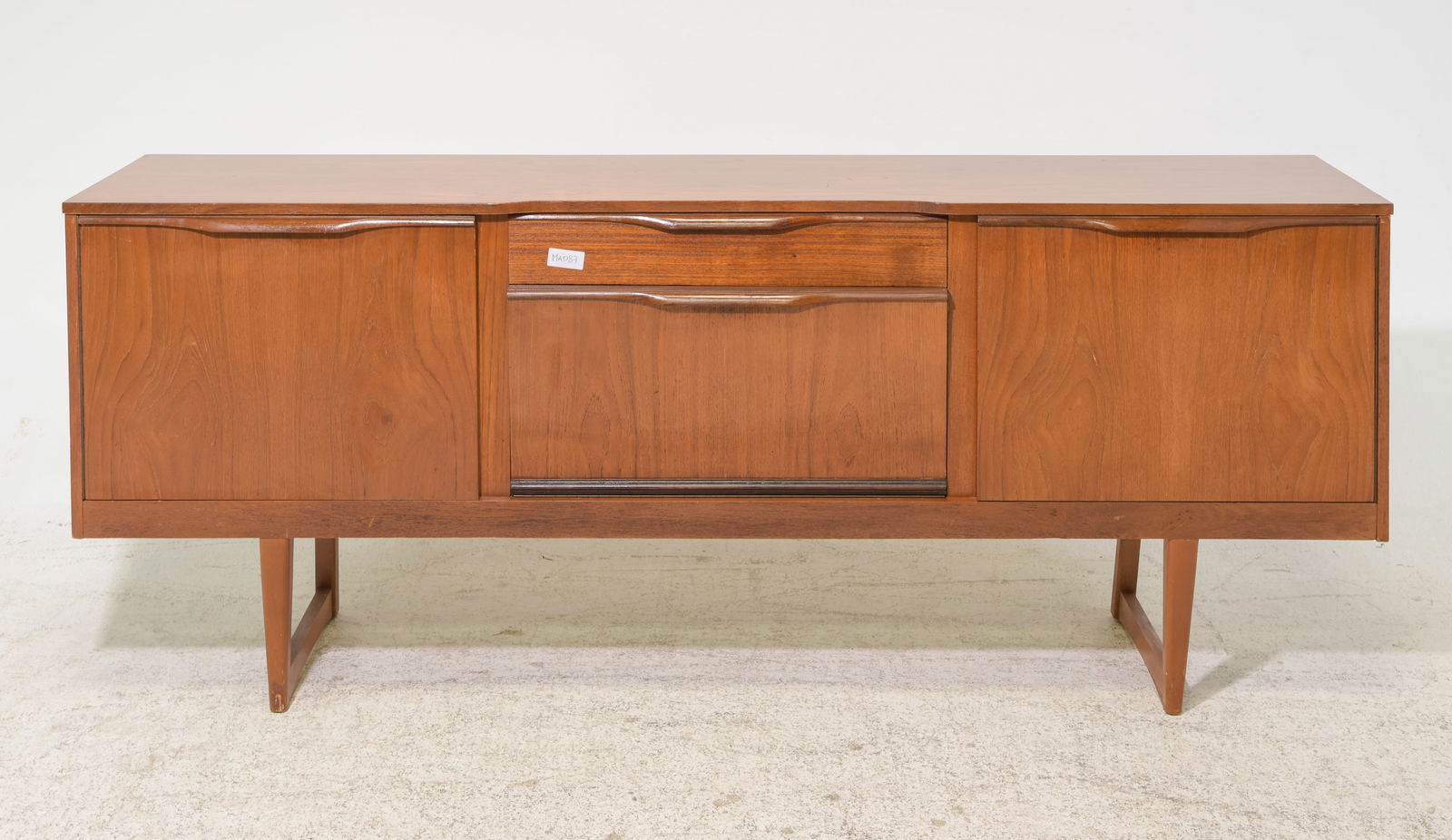Mid Century Modern Sideboard / Credenza #2 (1 of 7)
