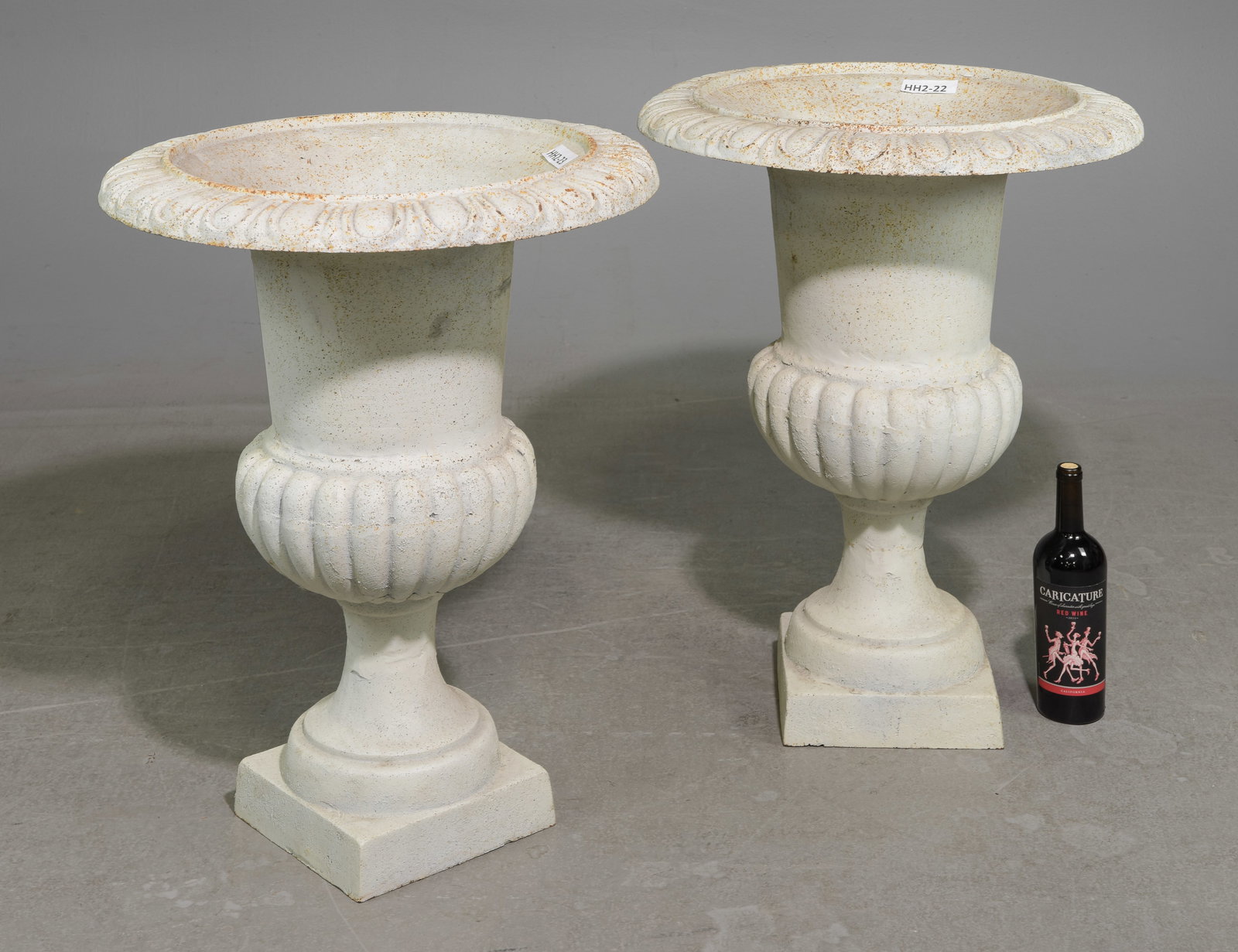 Classical Style Pair of Painted Cast Iron Planters (1 of 5)