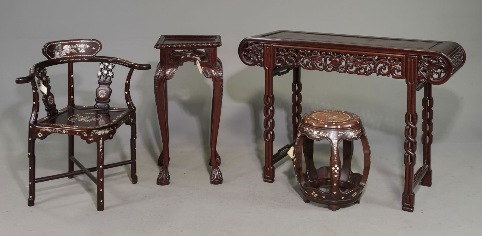 4pcs - Asian Hall Table, Arm Chair, Etc. (1 of 8)