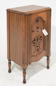 Silver Marshall Vintage Oak Cased Stereo