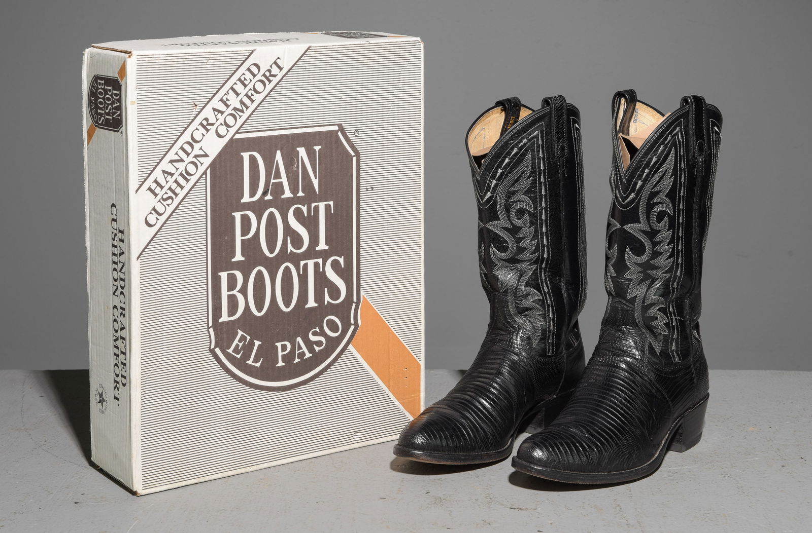Dan Post Pair of Black Lizard Boots Size 9 D (1 of 4)