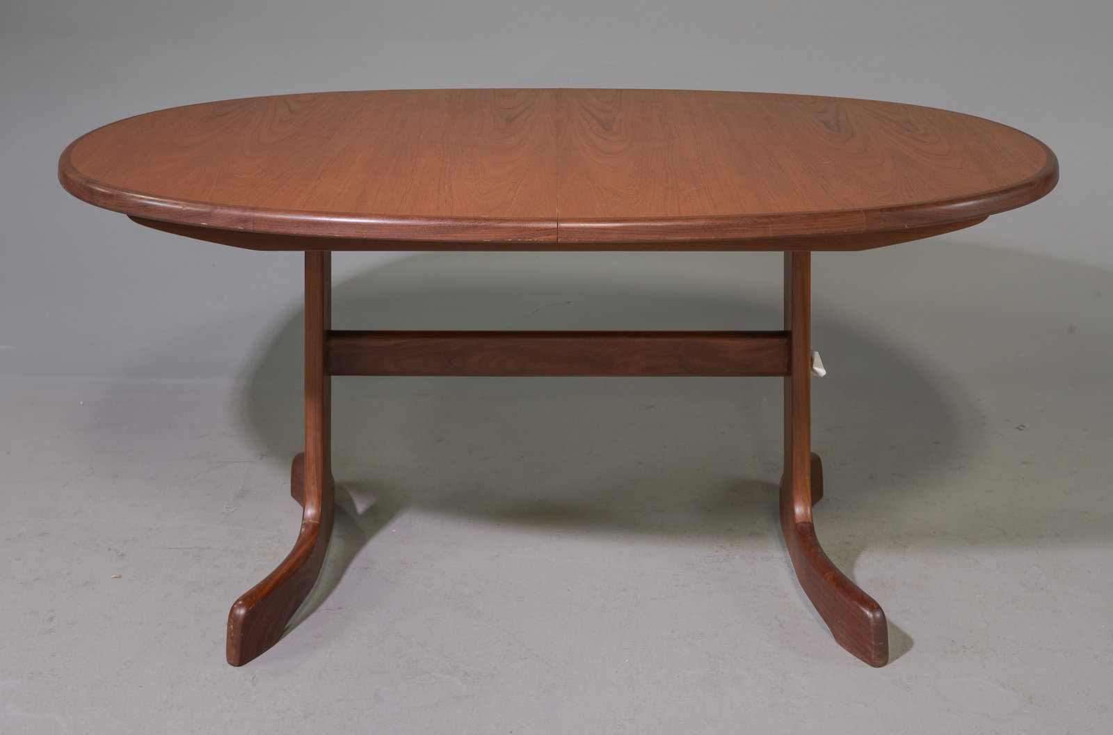 Oval Mid Century Teak Dining Table By G-Plan (1 of 5)