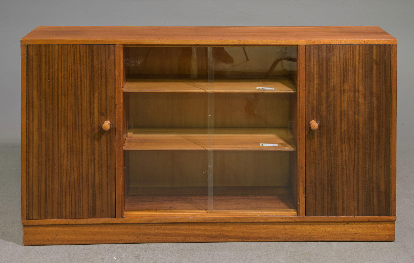 Mid Century Modern Low Bookcase / Hall Cabinet (1 of 3)
