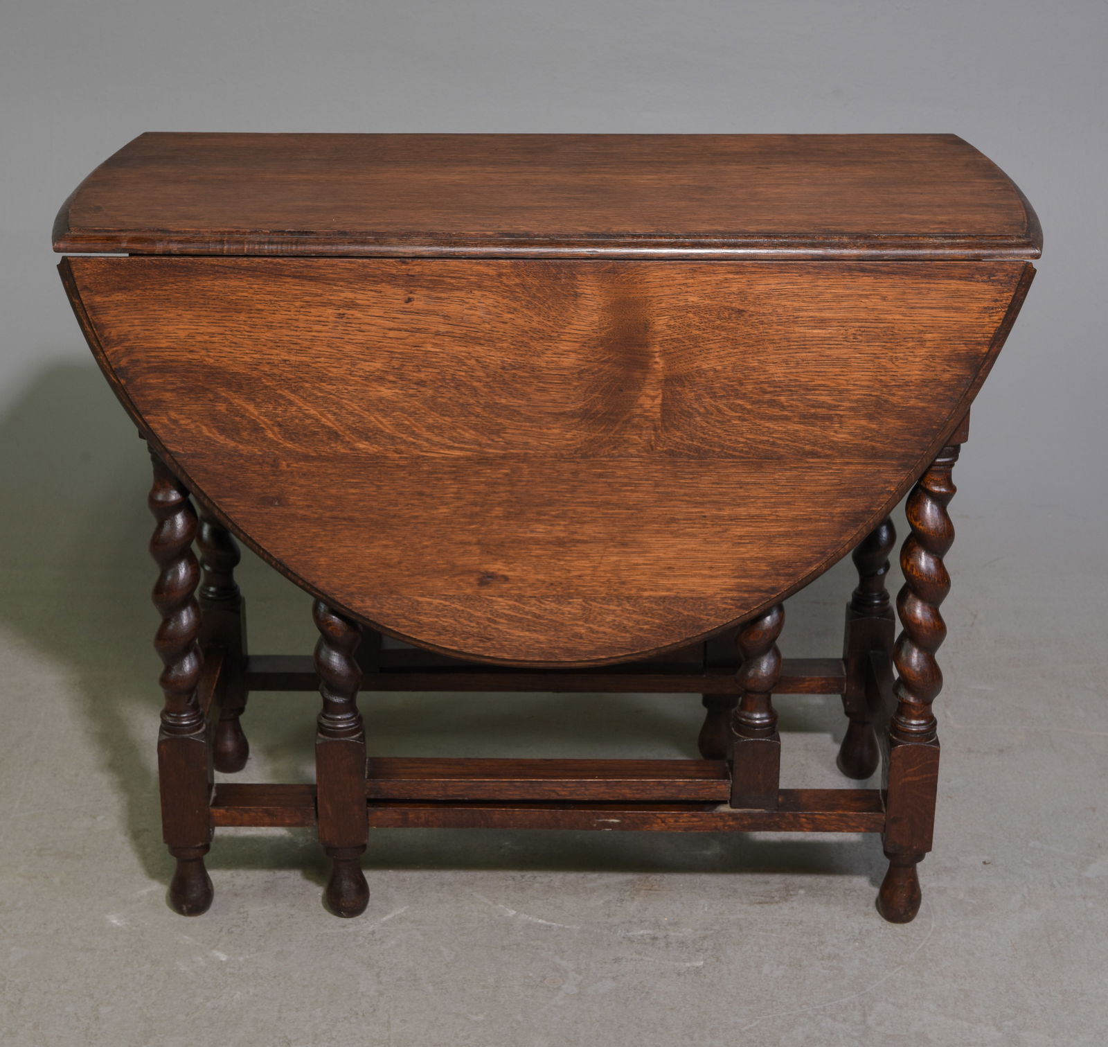 British Oak Barley Twist Drop Leaf Table #2 (1 of 3)