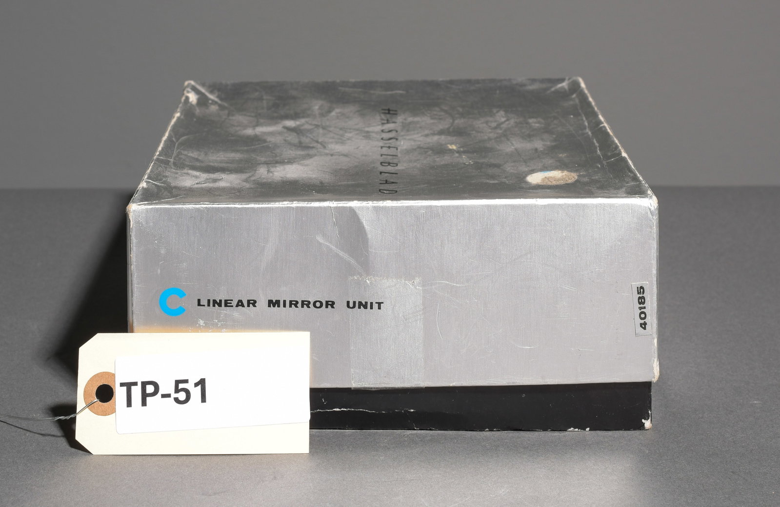 Linear Mirror Unit: Item: Linear Mirror Unit Brand: Hasselblad Model/Serial Number: 40185