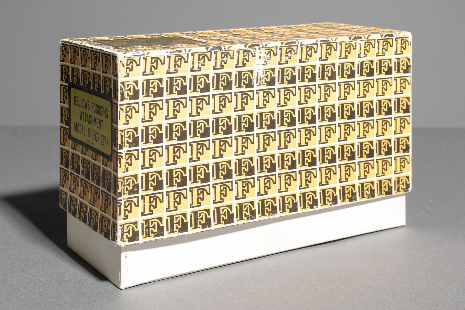 Bellows Focusing Attachment Model II for F 2pcs (Models II and III) (1 of 4)