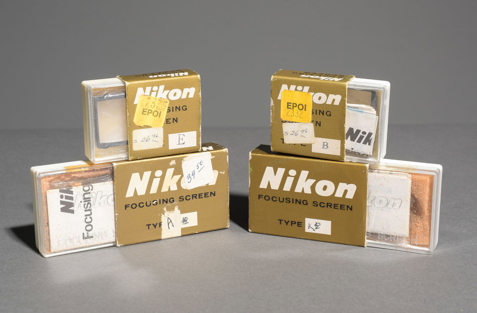 Nikon Focusing Screens Type P (2), B (1), E, 1 - all in original packaging (1 of 4)