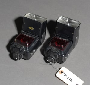 Nikon Speedlight SB-24 Flash (2)