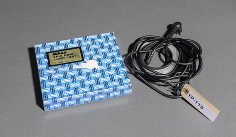 Nikon SR-2 Ring, light unit in original box 