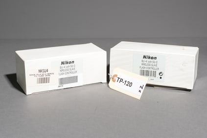 Nikon SU-4 (with SG-2) Wireless Slave Flash Controller  in Original Packaging (2)